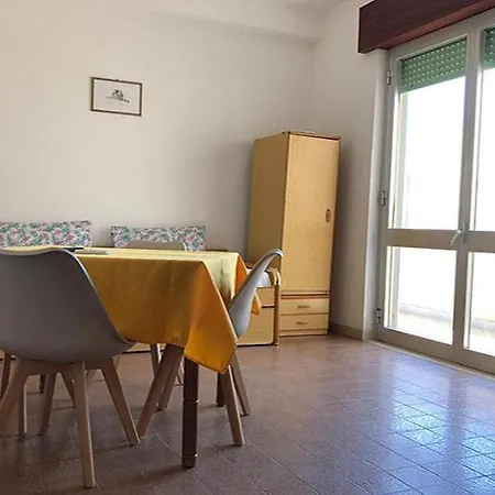 Baia Smeralda Apartamento *